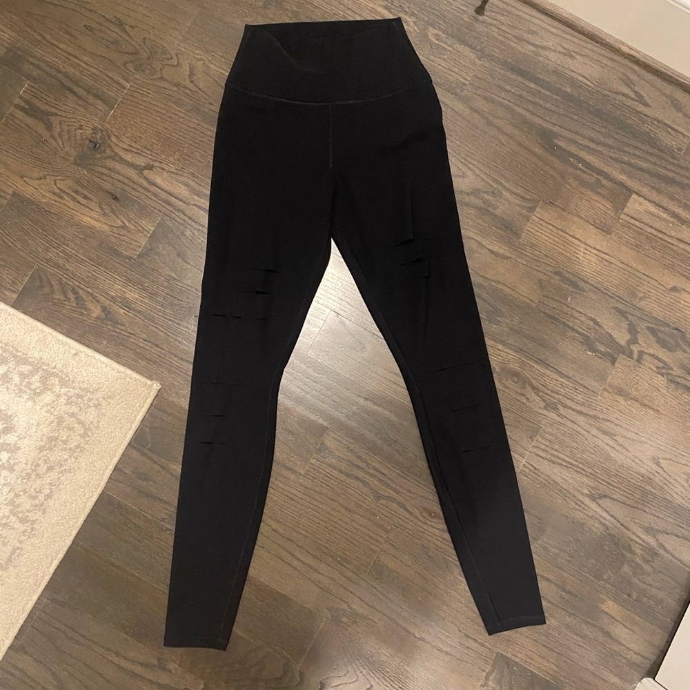 Alo yoga women’s high waisted ripped warrior leggings